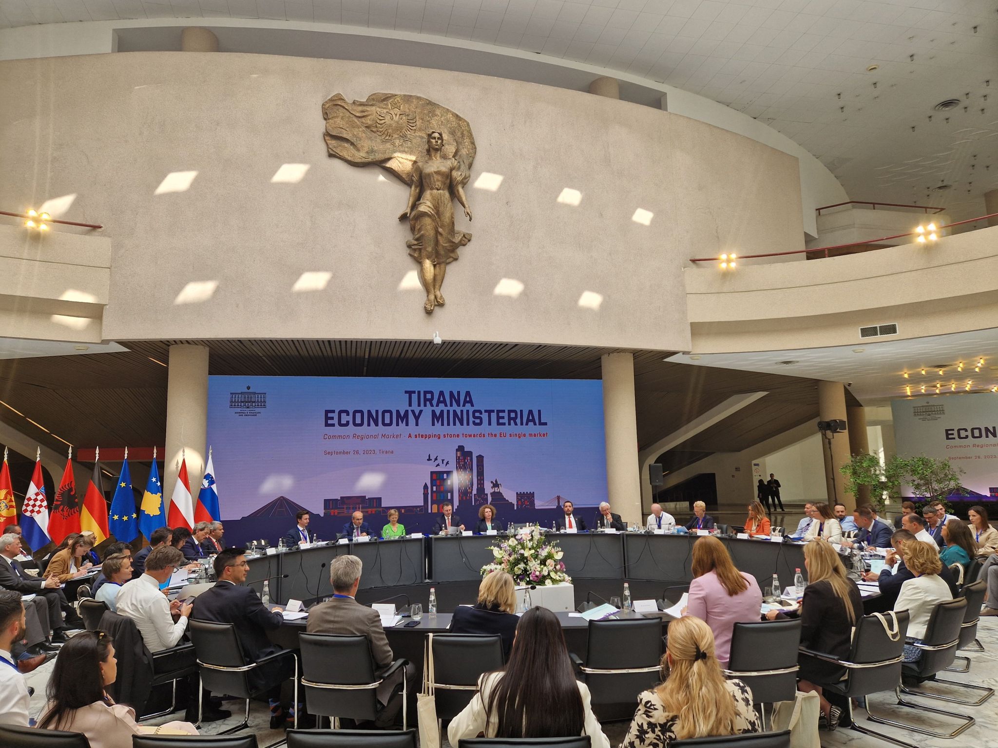 angel-angjushev-business-forum-tirana-3-4e3