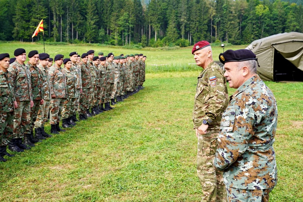 general-gurchinovski-i-slovenechki-general-makedonski-vojniczi-slovenija-3b8