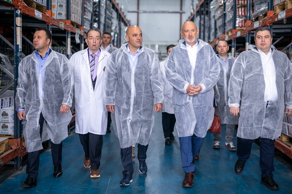 kovachevski-gir-shushkavczi-vo-viva-e34