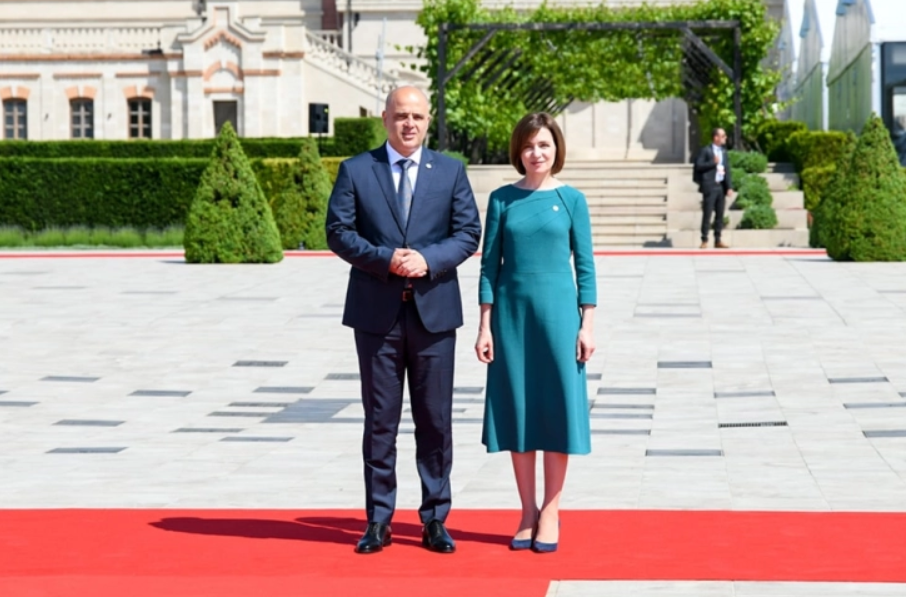 tache-sandu-kishinev-f67