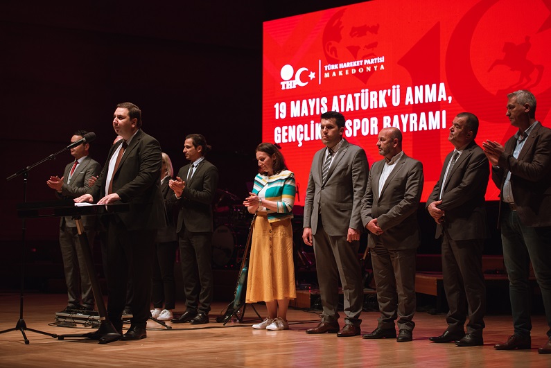 turczi-19-ataturk-7db