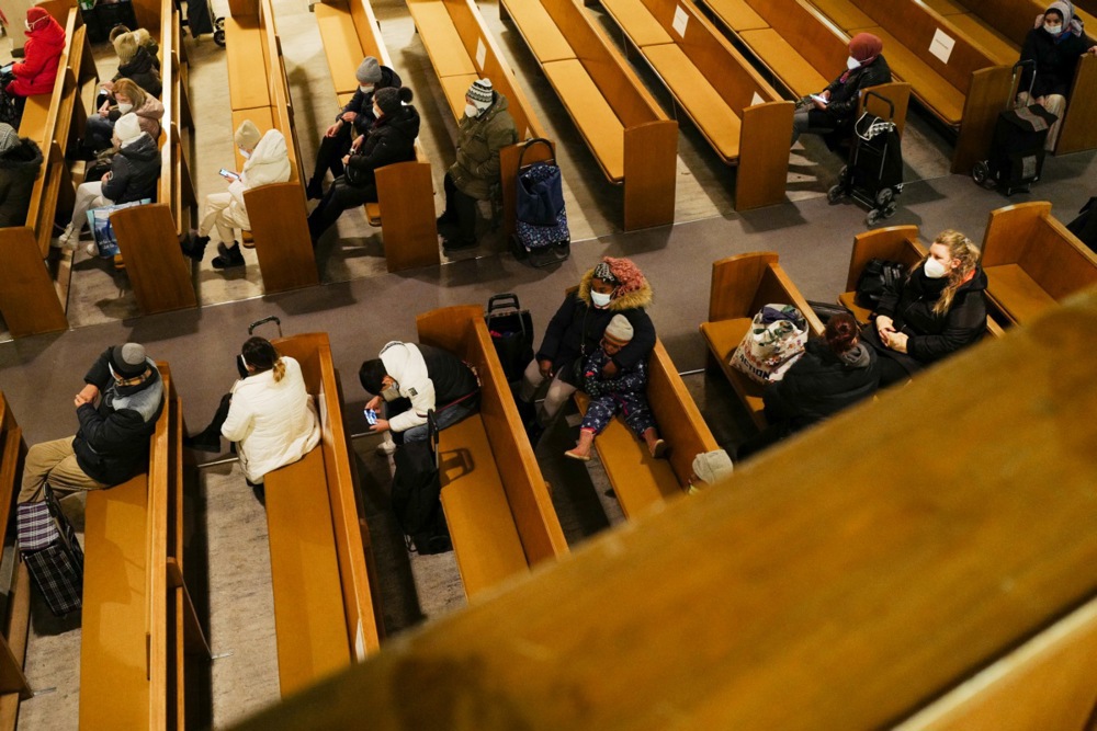 Berliner Tafel distributes food for people in need