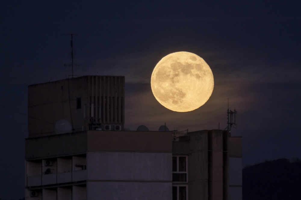 The last and longest full moon of 2023 rises above Salgotarjan