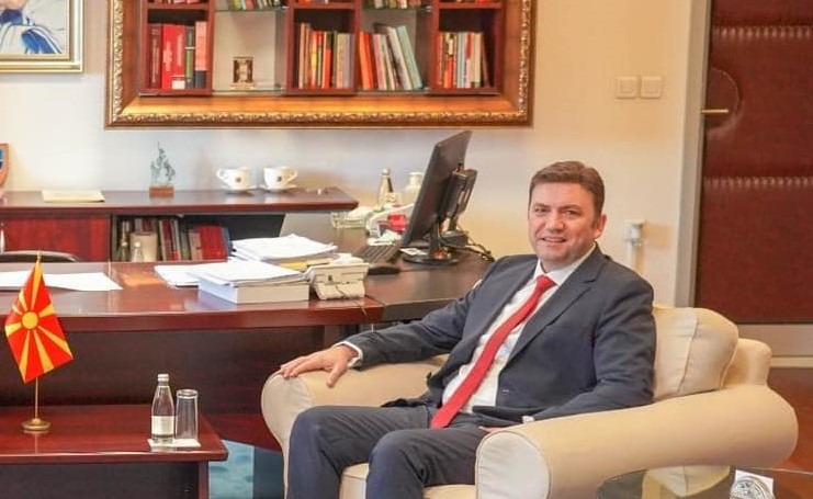 bujar osmani vo kabinet 1.24