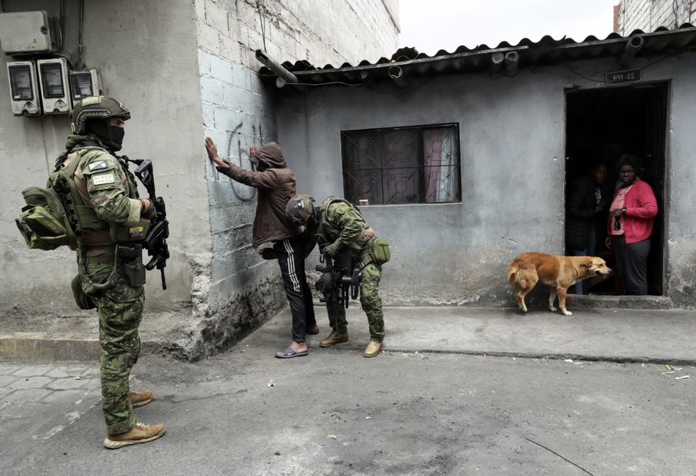 Ecuadorian soldiers patrol neighborhoods of capital Quito after violence escalation