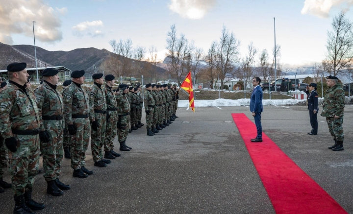 Pendarovski poseta Pek makedonski vojnici KFOR