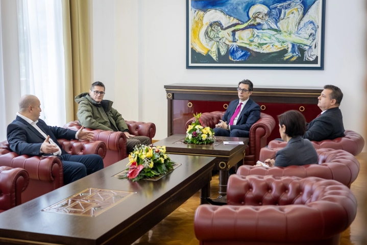 синдикат м-нав средба пендаровски