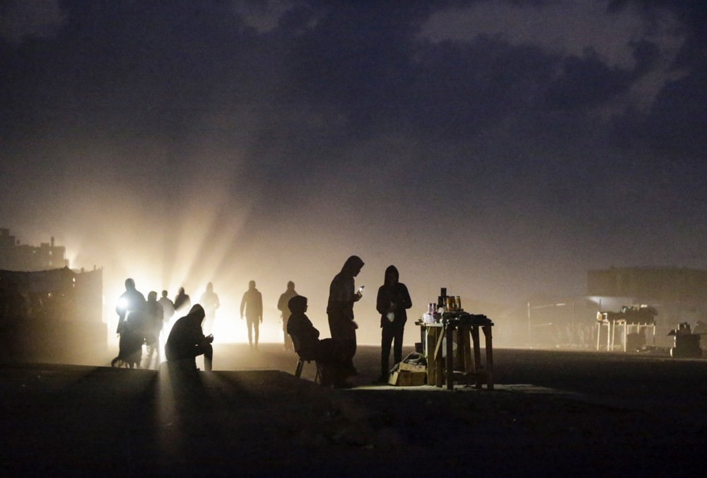 Palestinians seek shelter in the town of Deir al-Balah