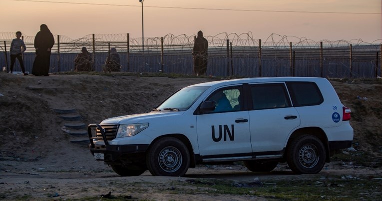 7ef06c36-d322-489f-872c-d5a72f2294e5