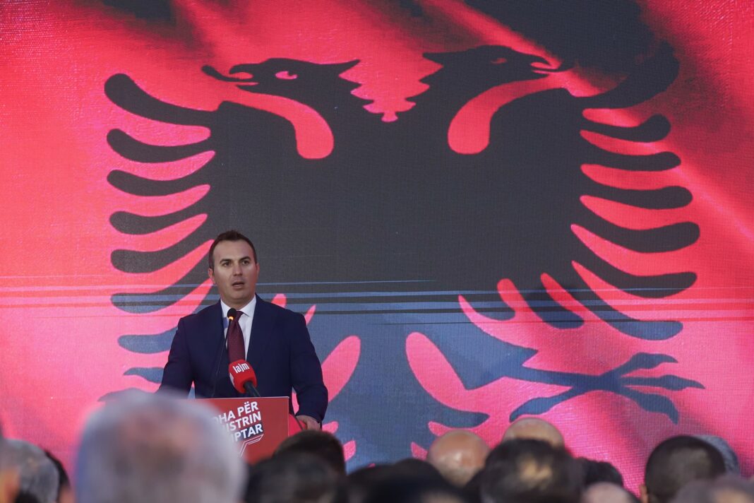 Arber Ademi albanska pozadina