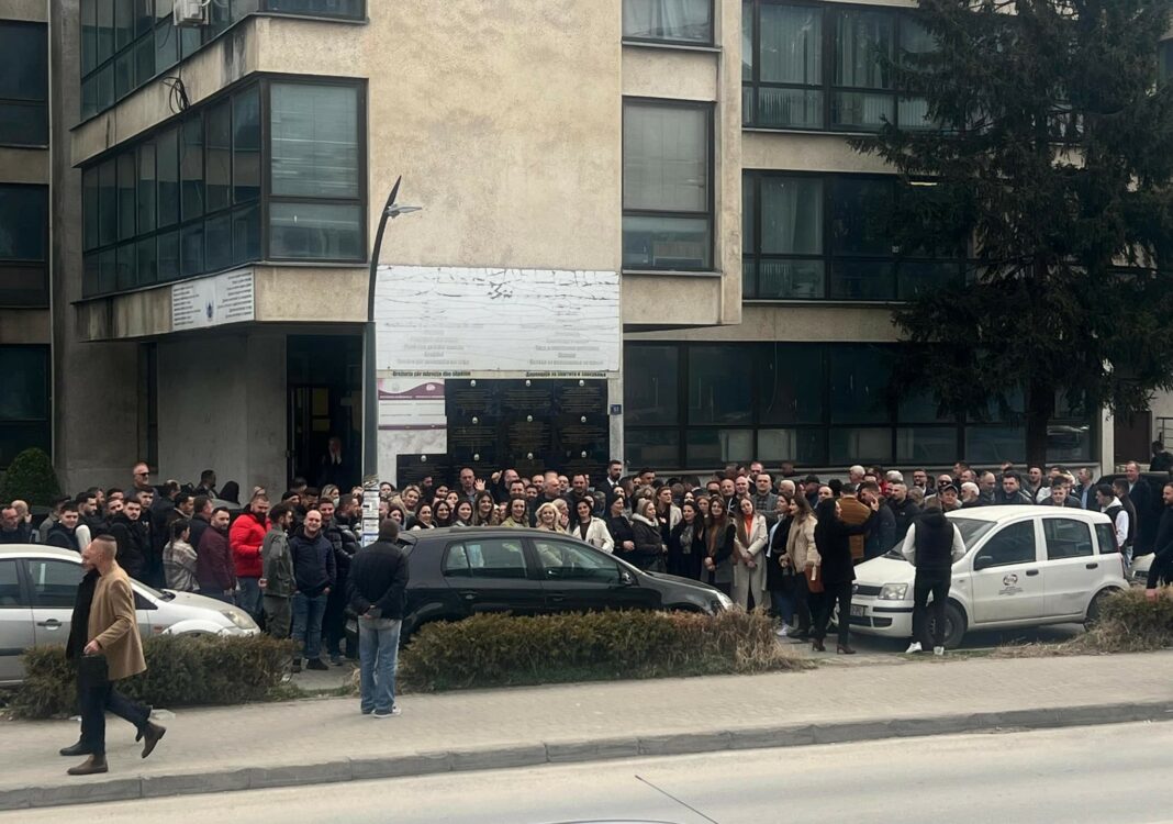 dui sobira potpisi vo Gostivar