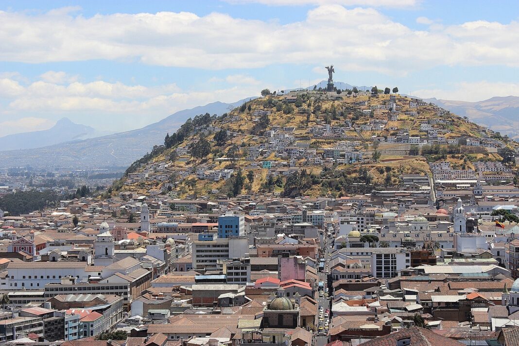 quito-465489_1280
