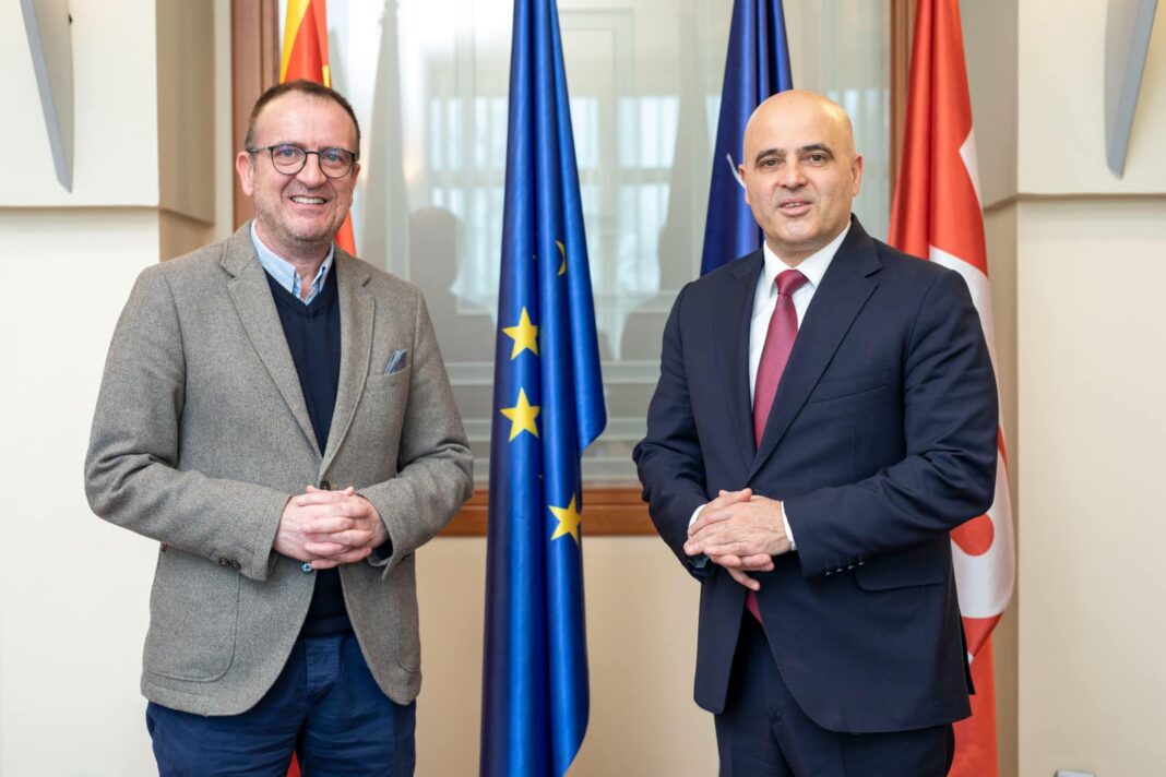 Taravari Kovacevski vo SDSM