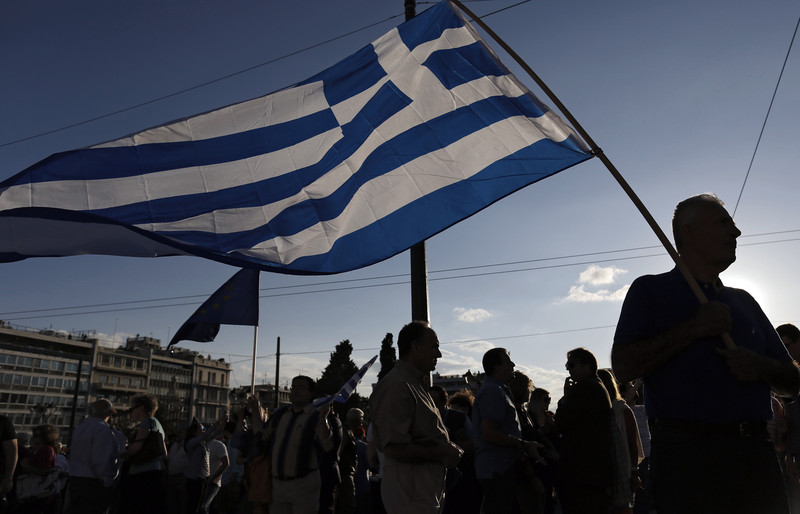 Greeks gather at Parliament building to demand that Greece remains in the Eurozone
