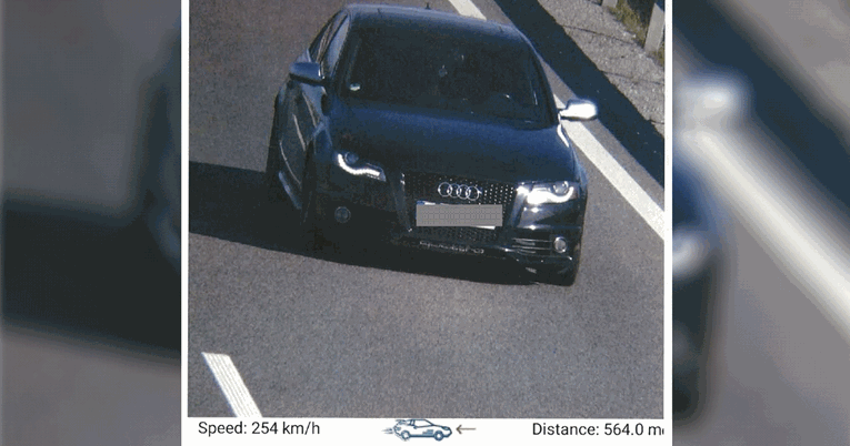 9276916c-947f-4f95-94f1-9cf76cc13dce