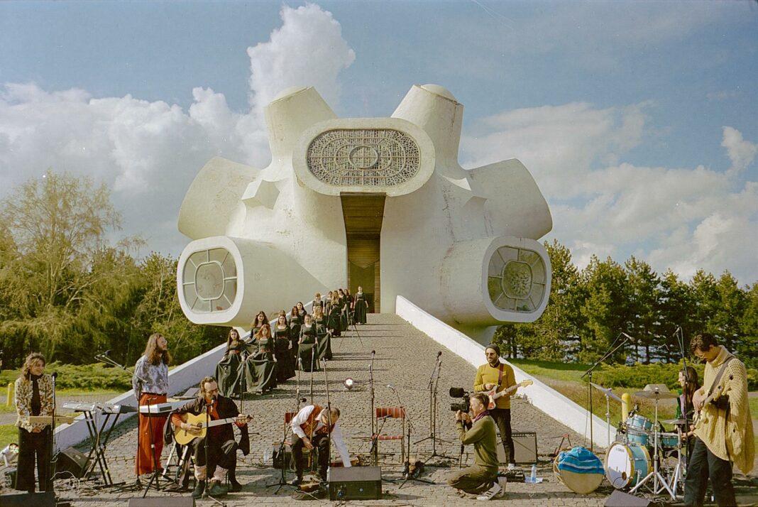 Efterklang Makedonium band4