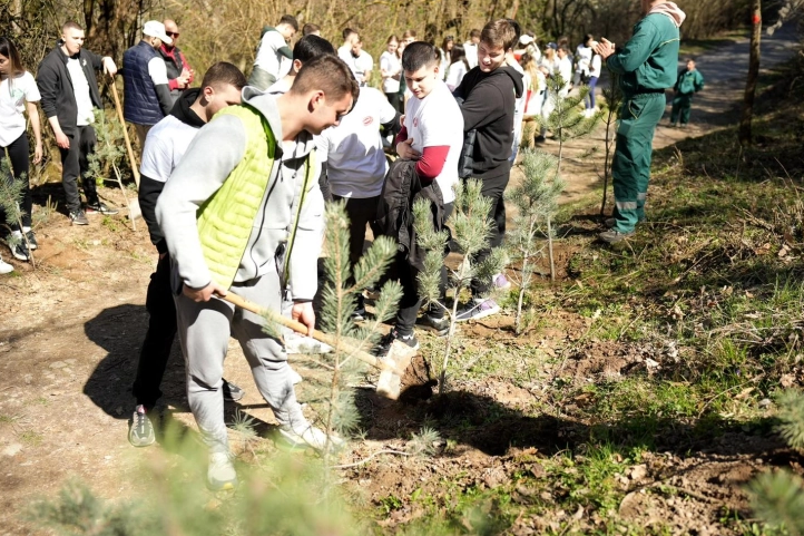 eko akcija posumuvanje na vodno grad skopje