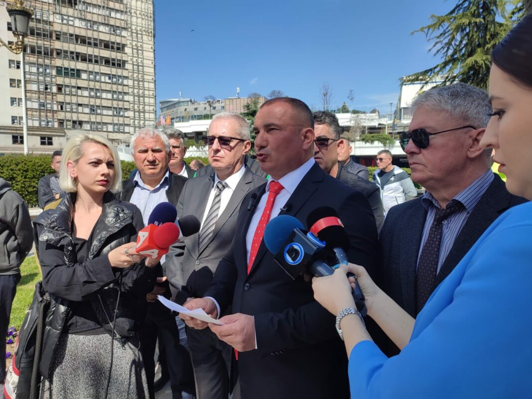 Stojance Angelov pres izleguva od SDSM