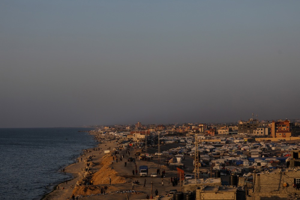 Internally displaced Palestinians in Rafah, southern Gaza Strip