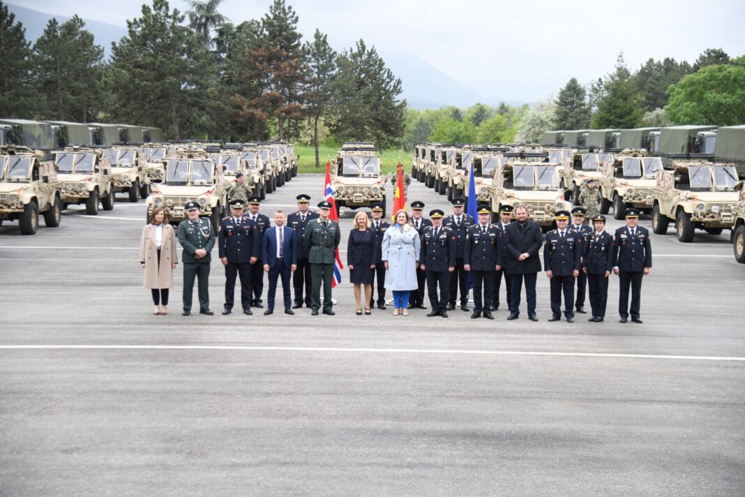 ARM norveska donacija vozila