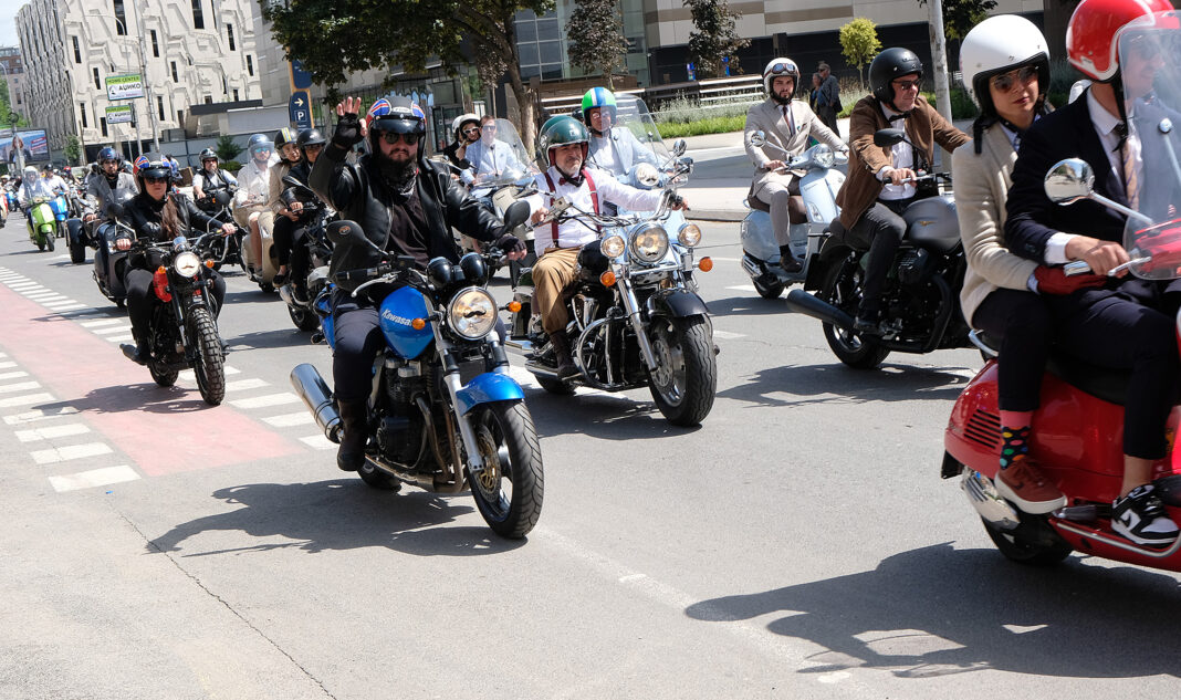 defile motociklisti (1)