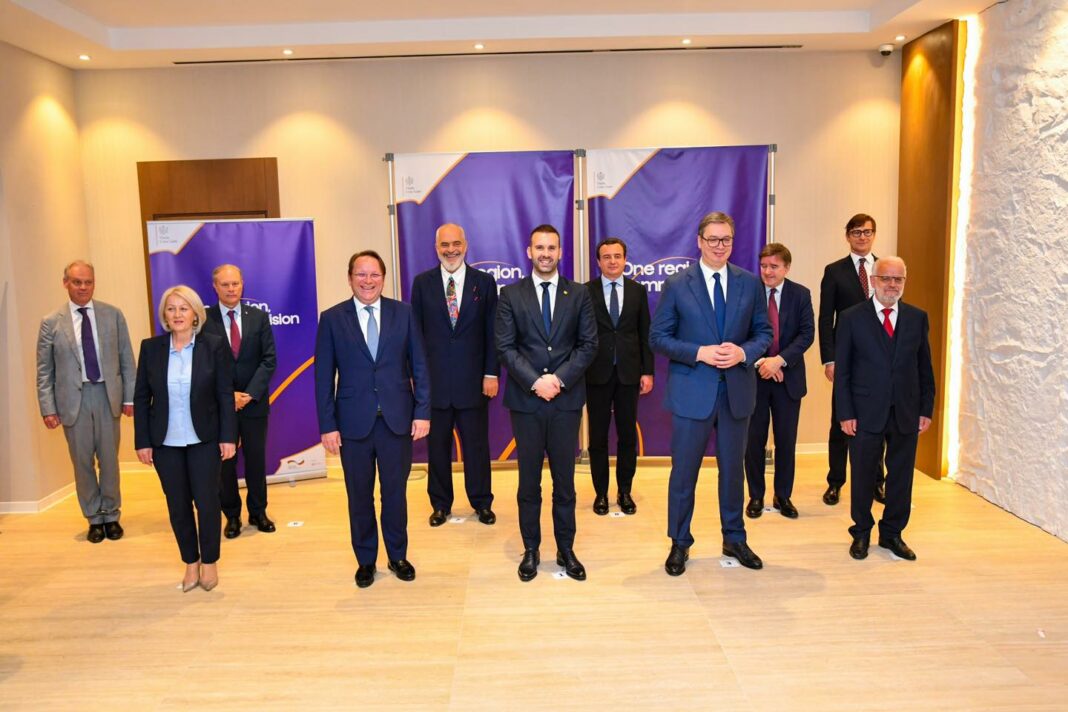 kotor samit site lideri