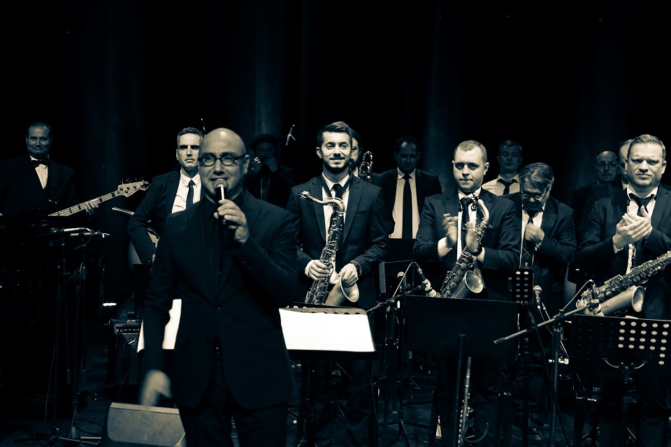 Nacioalen dzez orkestar vo Tirana