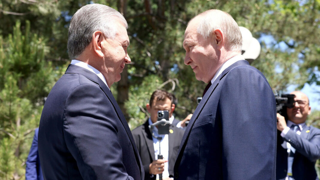 Путин со Узбекистан