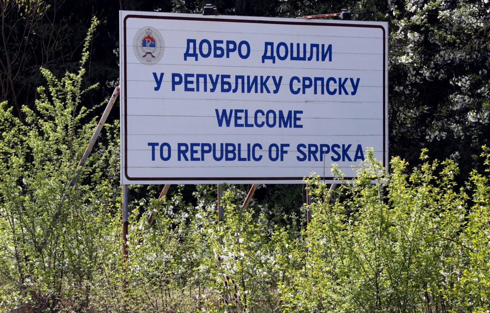 Bosnian Serb leader Milorad Dodik threatens with independece