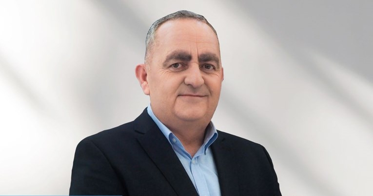 a2c2190a-cad1-4429-93f1-b797a83ca7ad