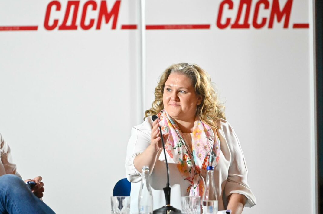 Slavjanka Petrovska pretstavuvanje Kavadarci