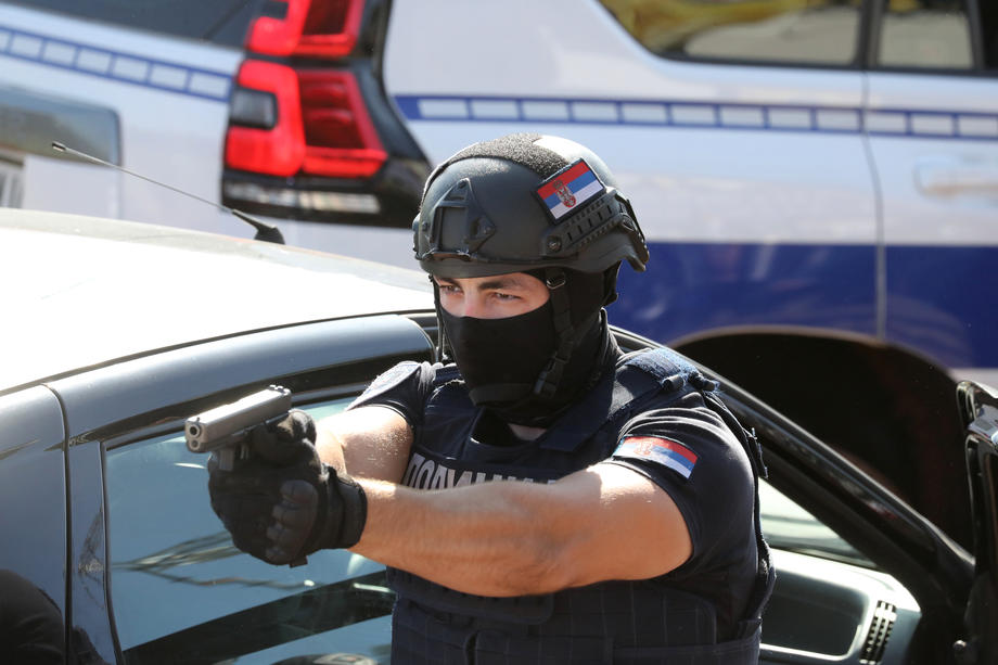 Serbian Police promotes new officers and shows off skills in Belgrade