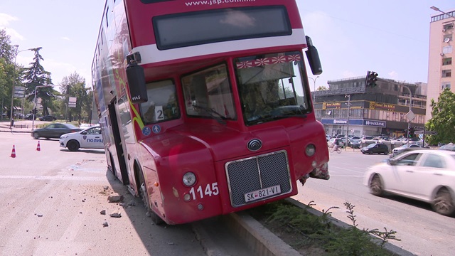 avtobus-soobrakjajka-mavrovka