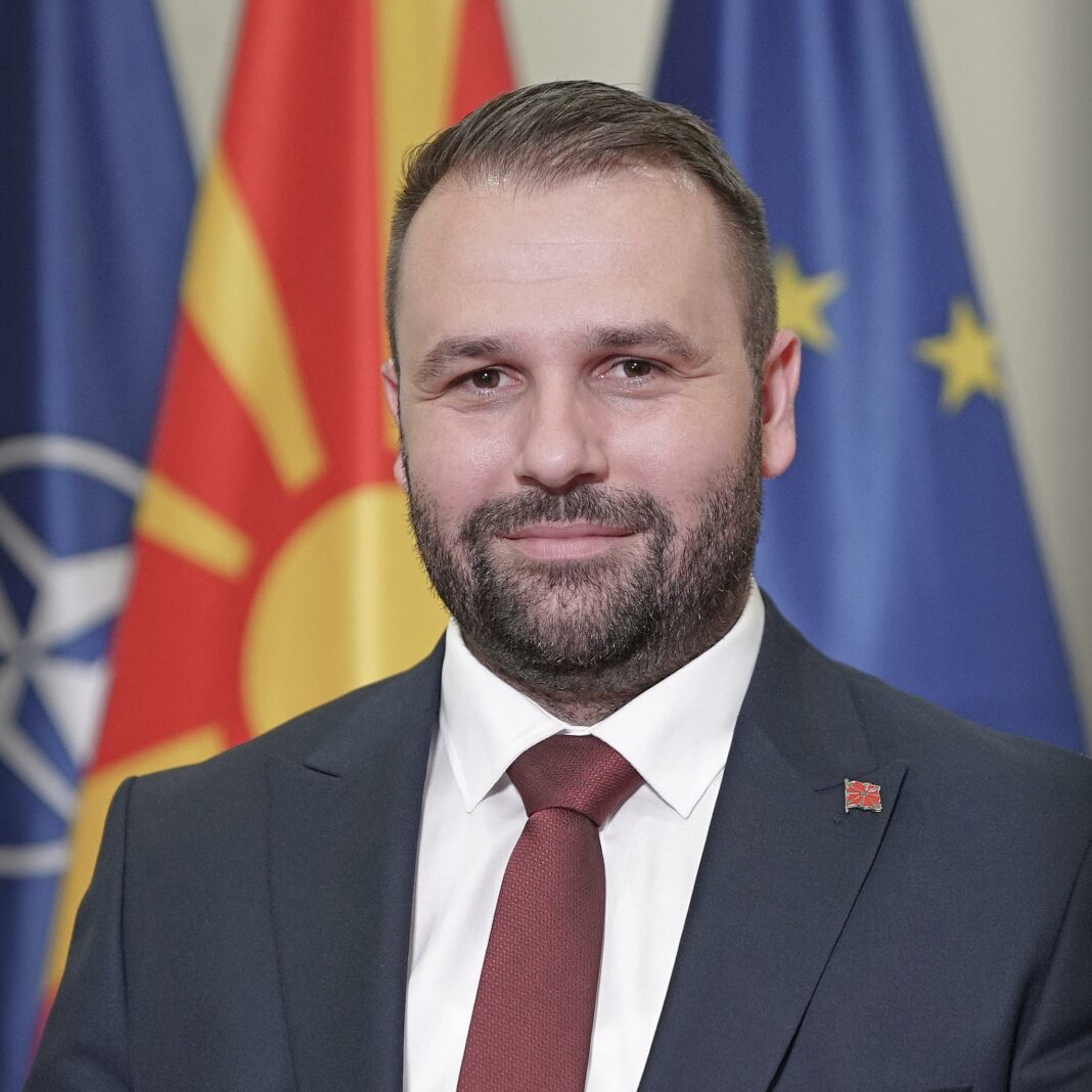 besar durmisi minister za ekonomija 1