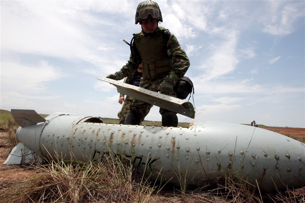 A member of the Colombian Air Force