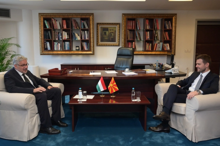 mucunski klain vo MNR