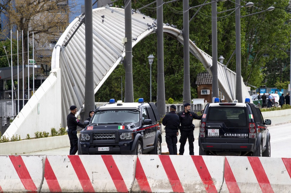 Northern Mitrovica ahead vote to dismiss 4 Albanian mayors of Kosovo's northern municipalities