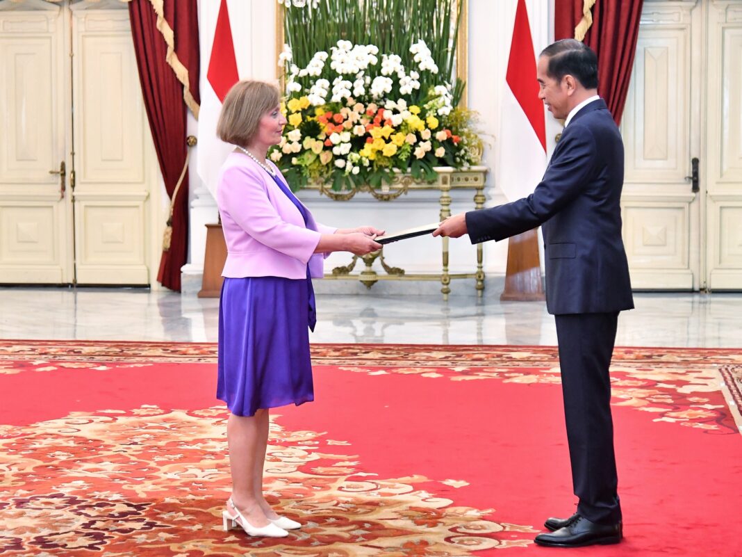 infonezija mkd ambasa