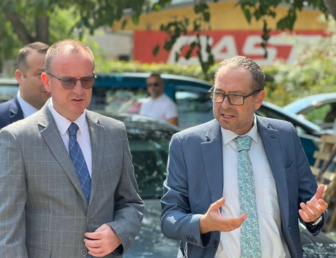 taravari bugarski ambasador Angelov i gradonacalnik Gorce Petrov