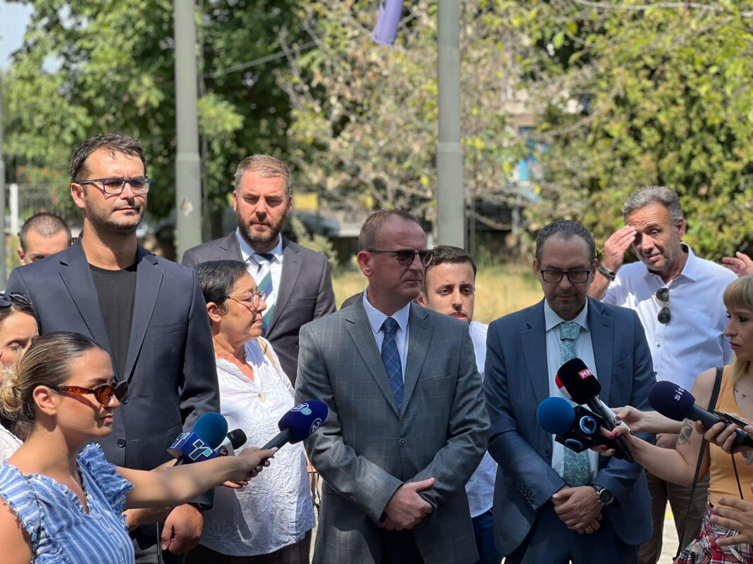 Taravari izjava so bugarskiot ambasador Angelov i gradonacalnikot na Gorce Petrov