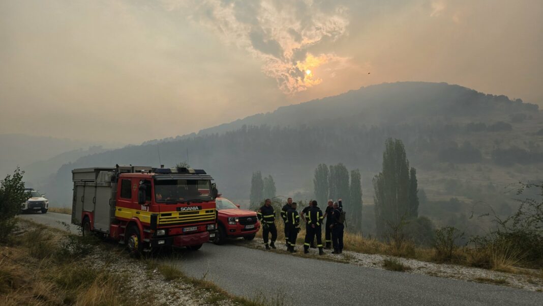 pozar mariovo pozarnikari2