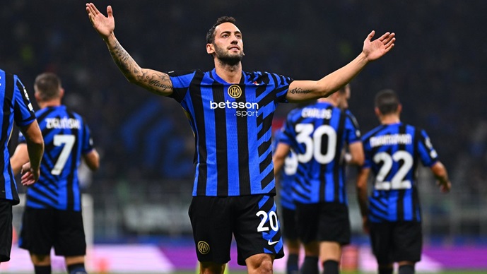 calhanoglu-inter Чалханоглу