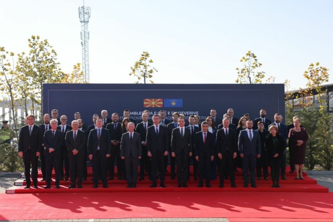 dve vladi - MK - Kosovo