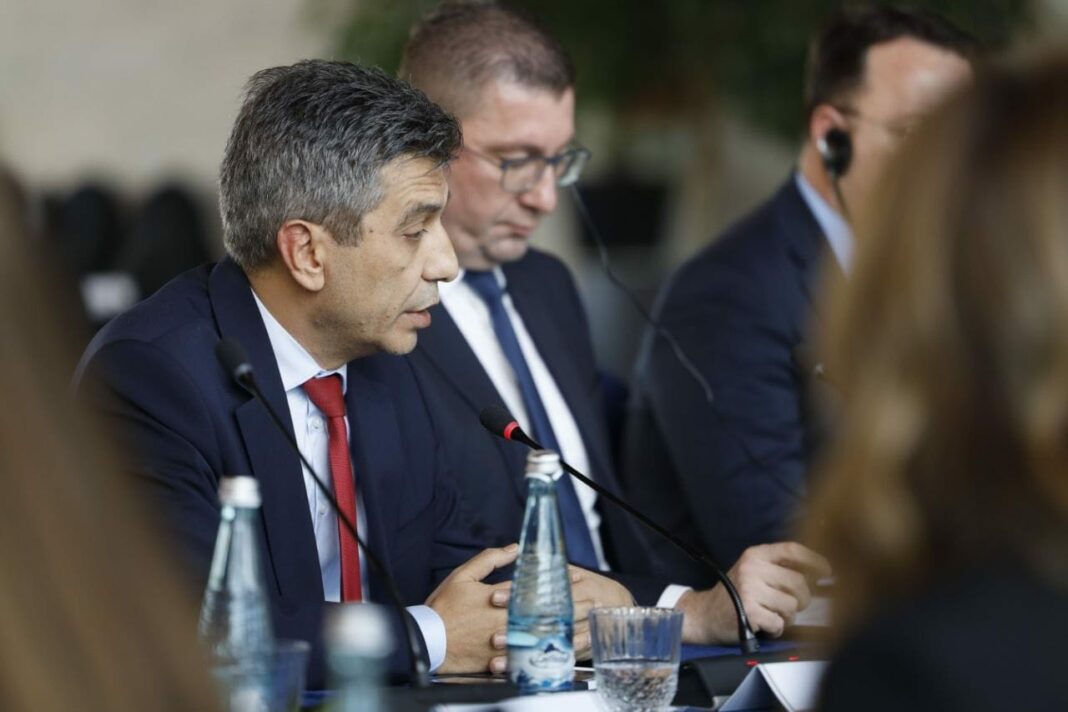 izet medziti megjuvladina sednica pristina kosovo