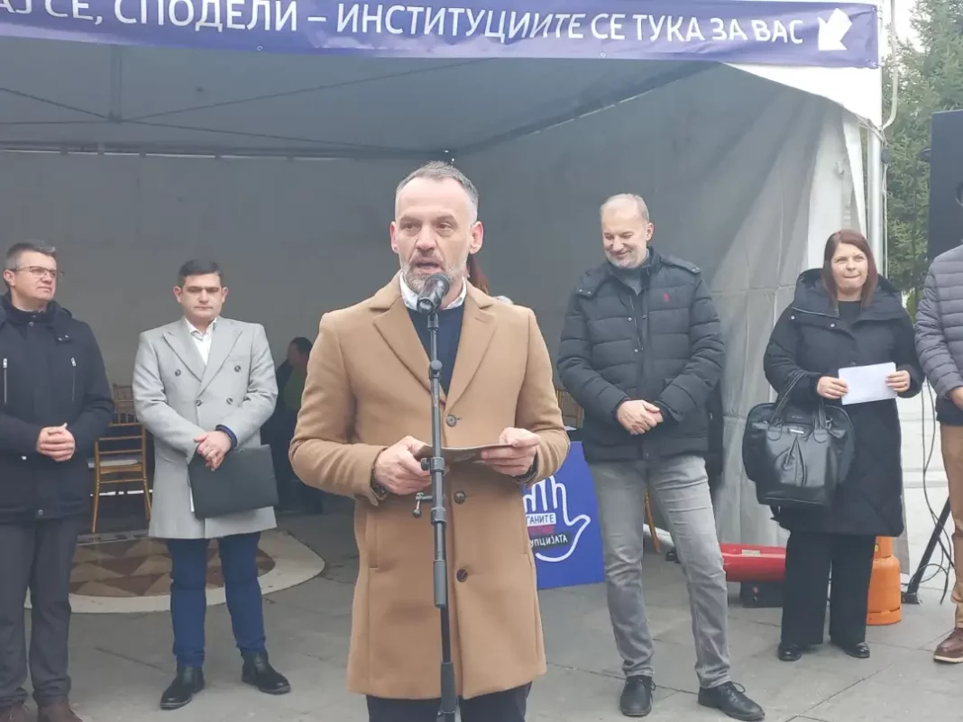 antikoupciski karavan