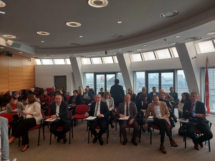 obvinitelstvo - brifing