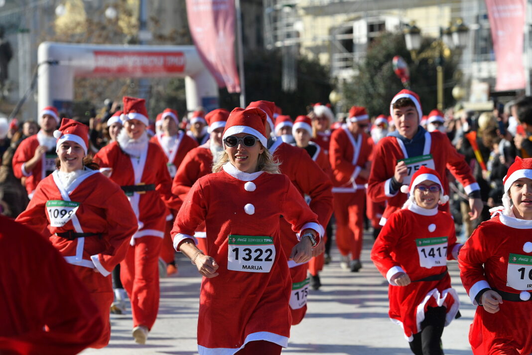 N MACEDONIA - ENTERTAINMENT - CHRISTMAS
