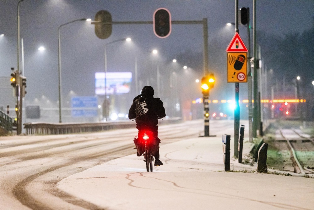 Netherlands issues Code yellow due to snow and slippery roads