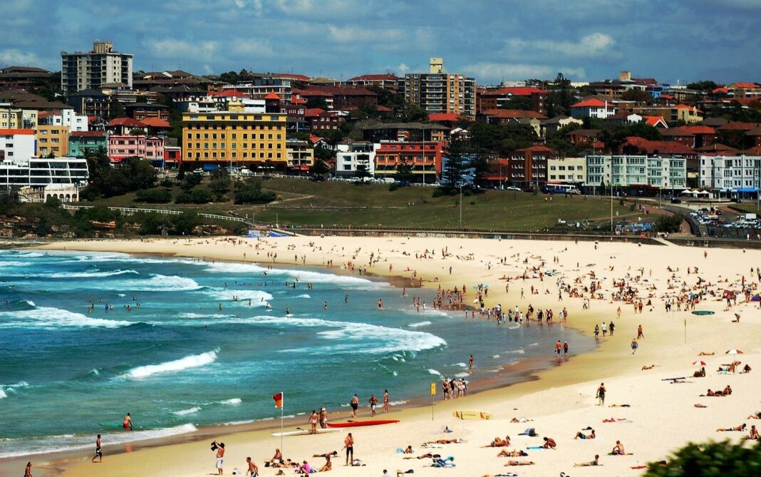 Сиднеј плажа bondi-beach-587813_1280.jpg пикса