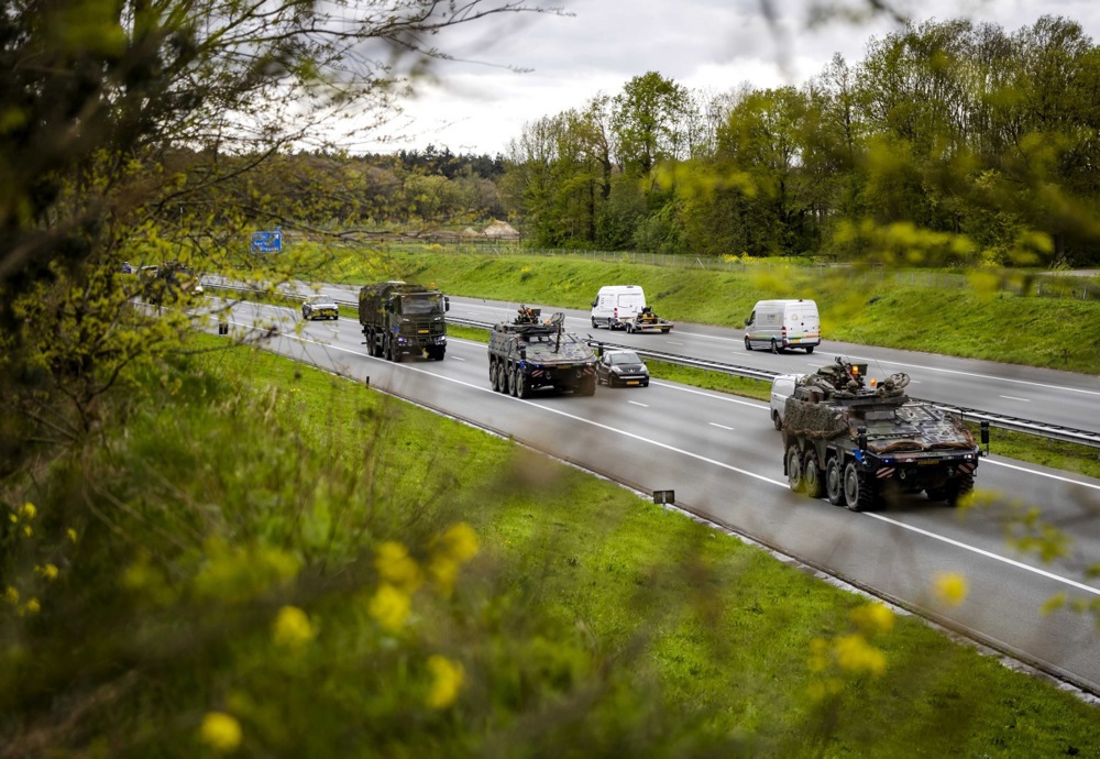 Dutch Army troops depart for Germany to participate in NATO exercise